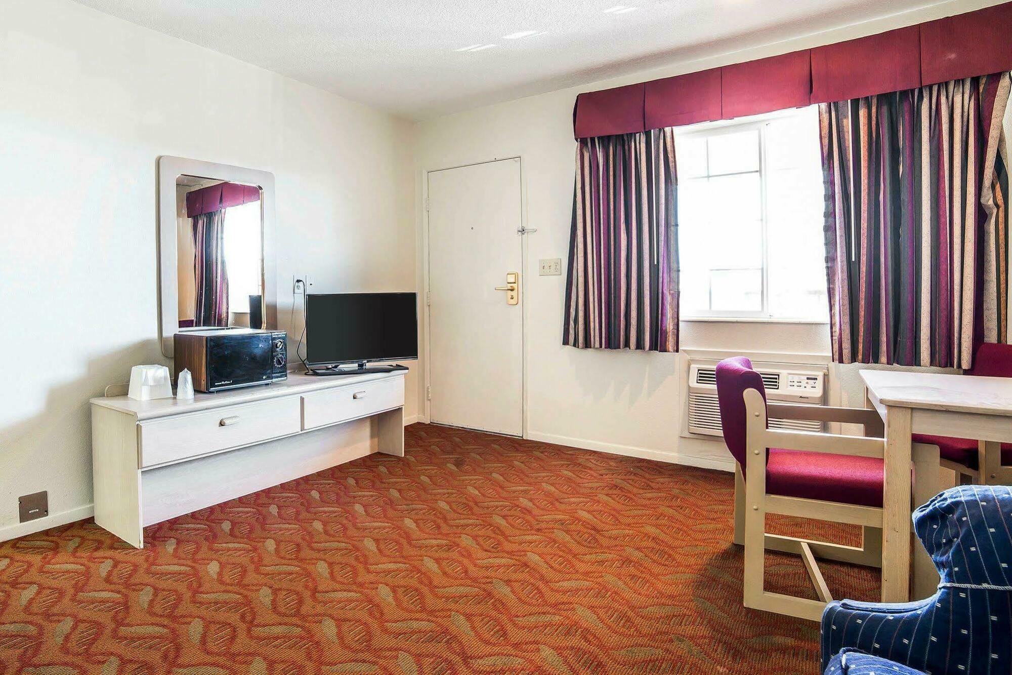 Econo Lodge Fallon Naval Air Station Area Ngoại thất bức ảnh